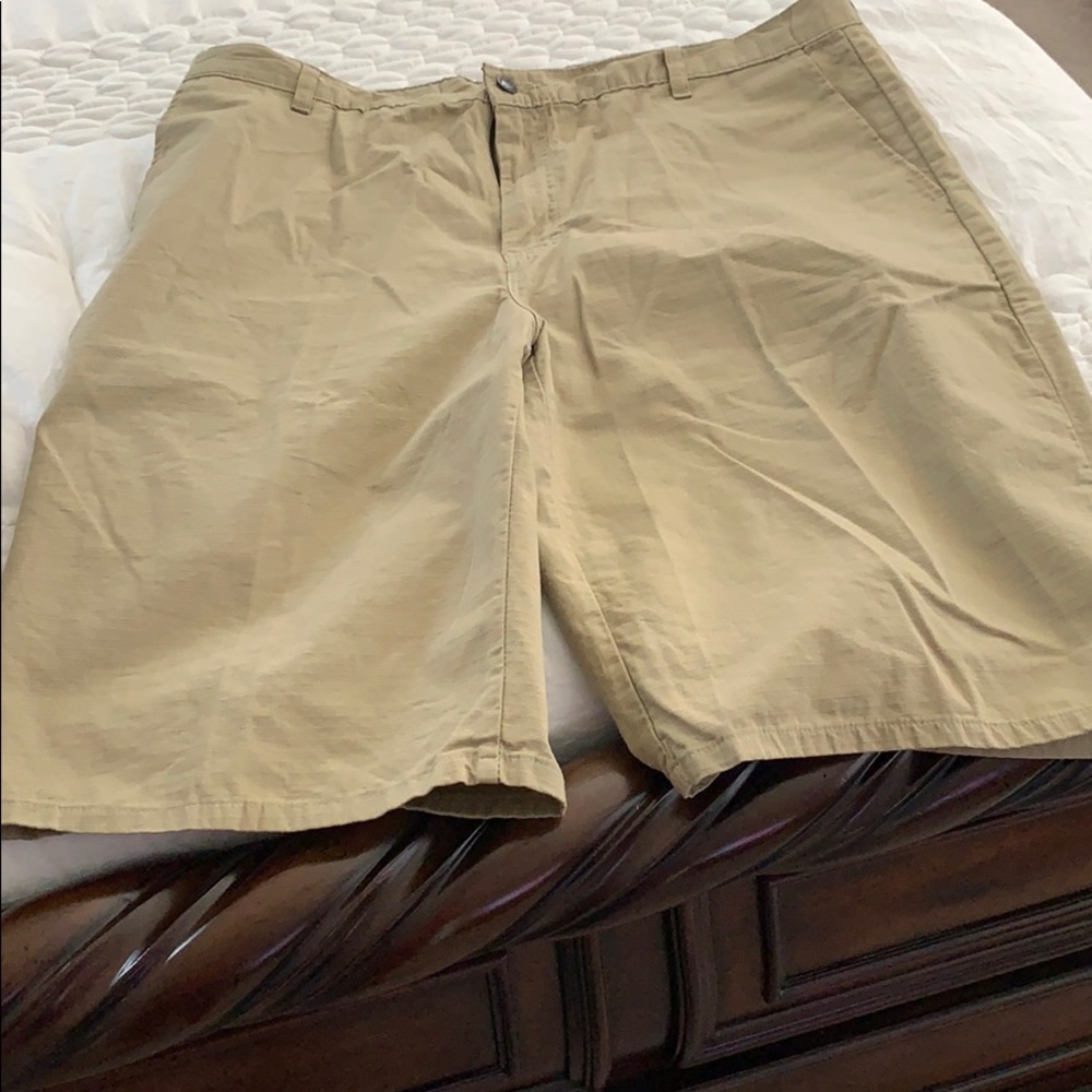 Men Golf Lenght Shorts